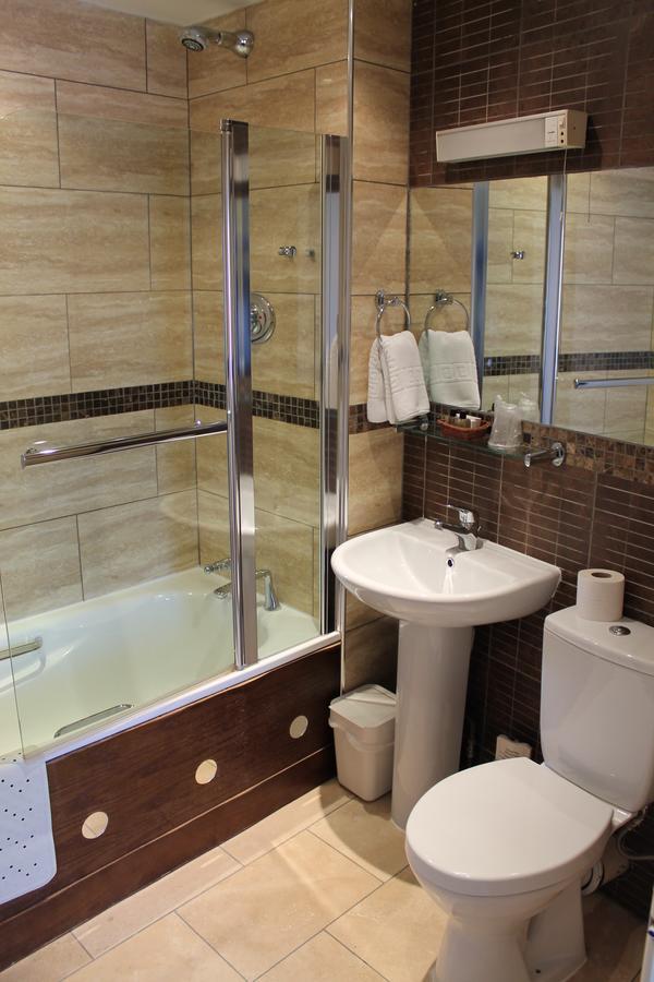 Longview Hotel Knutsford Dış mekan fotoğraf