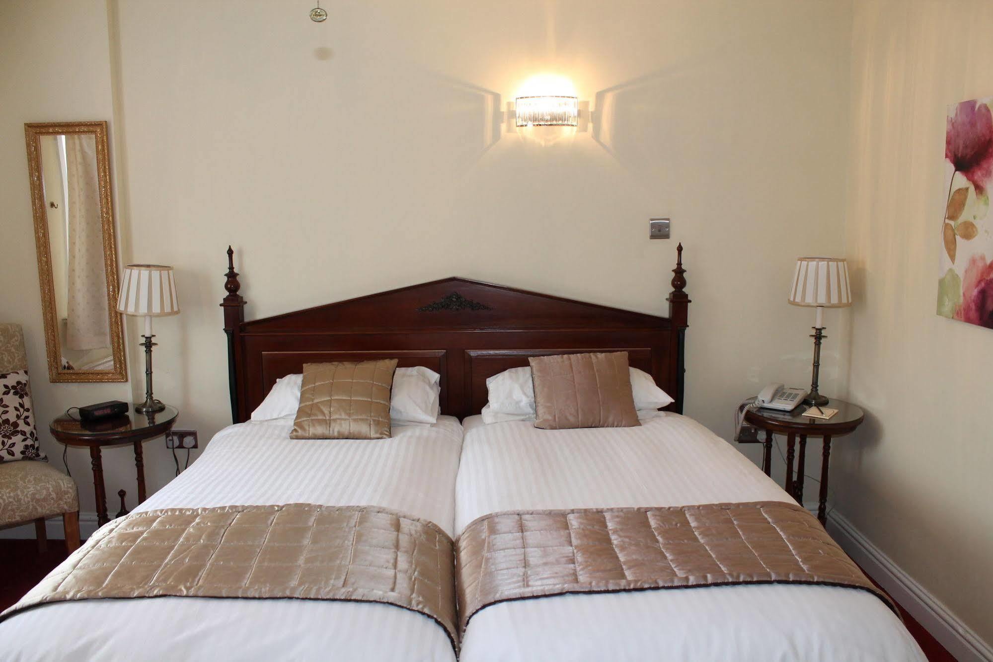 Longview Hotel Knutsford Dış mekan fotoğraf
